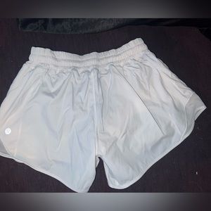 Lululemon Hotty hot low rise 4” size 4